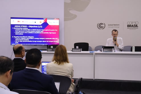 Dr. Axel Michaelowa - STRIDE